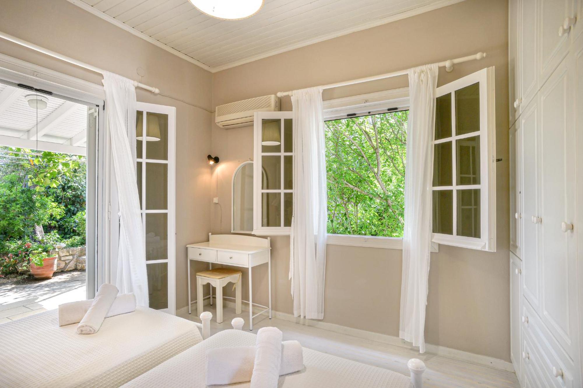 Lioniskari Seaviews - Paxoi'S Private Pool Oasis Villa Porto Ozias Екстериор снимка